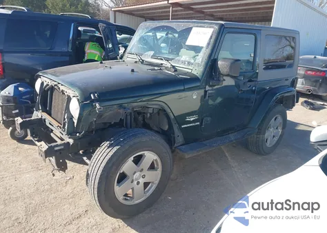 2010 Jeep Wrangler Sahara z USA, uszkodzony, nr VIN 1J4GA5D14AL141031